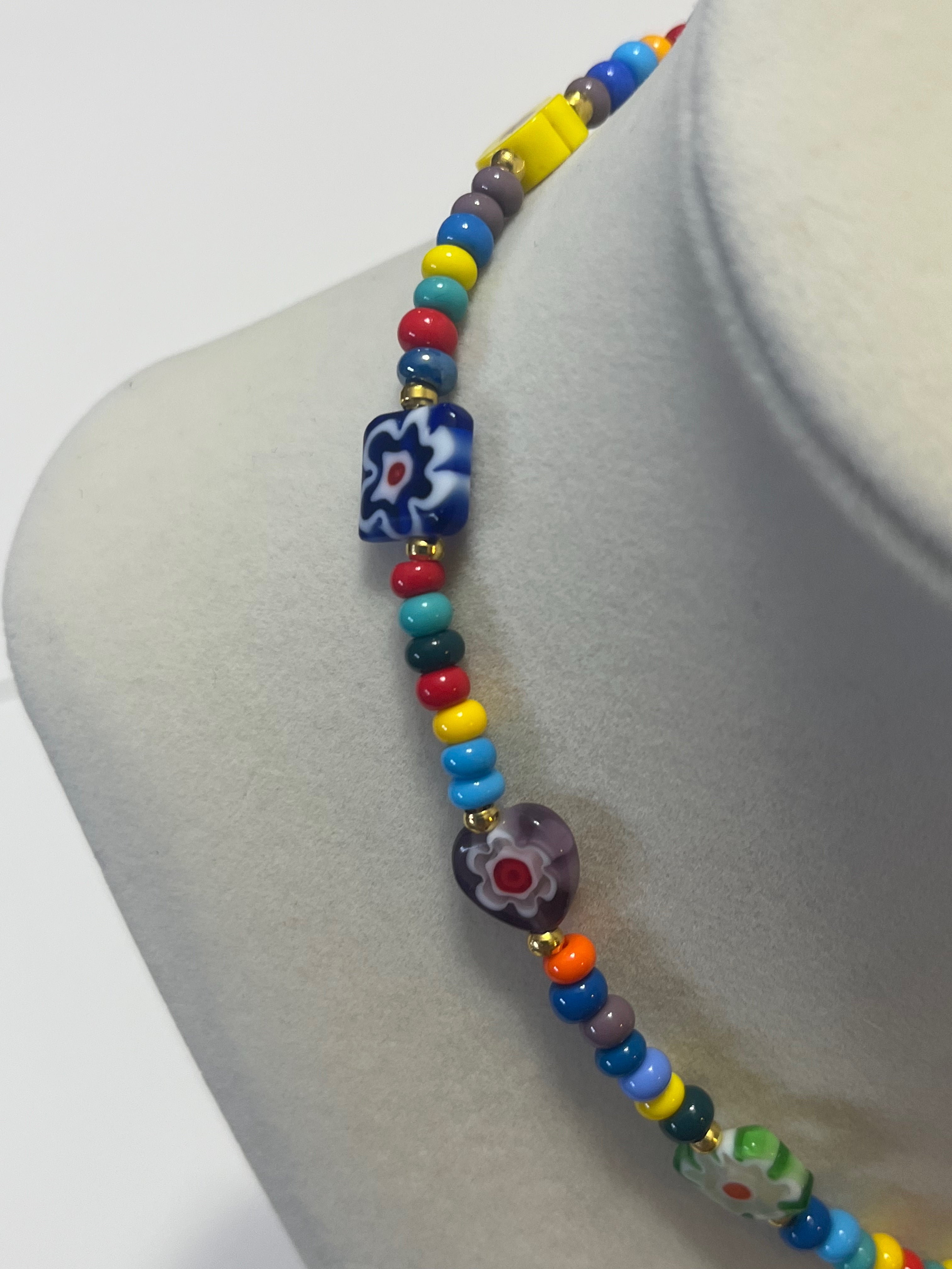 Multicolor necklace