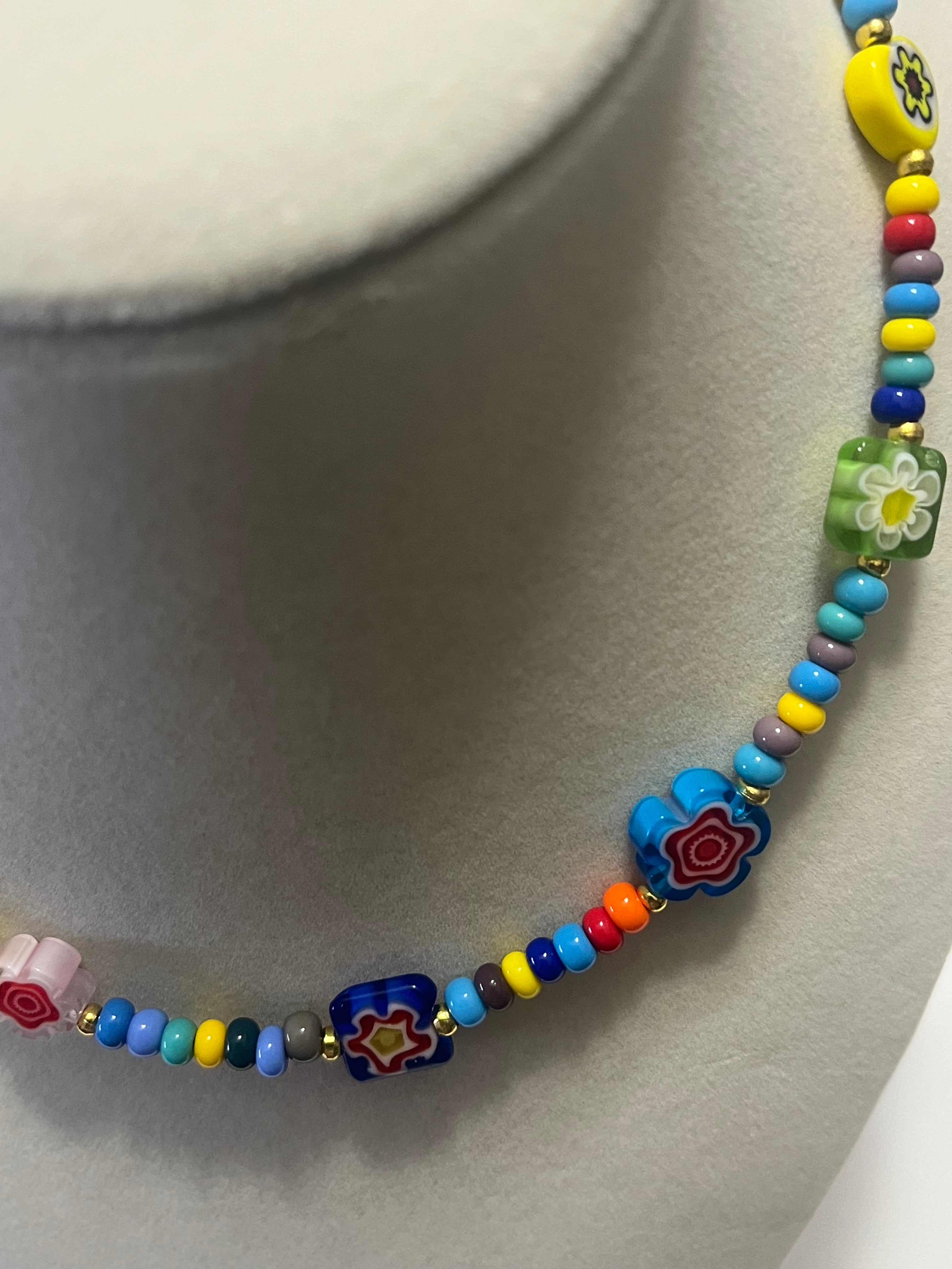 Multicolor necklace