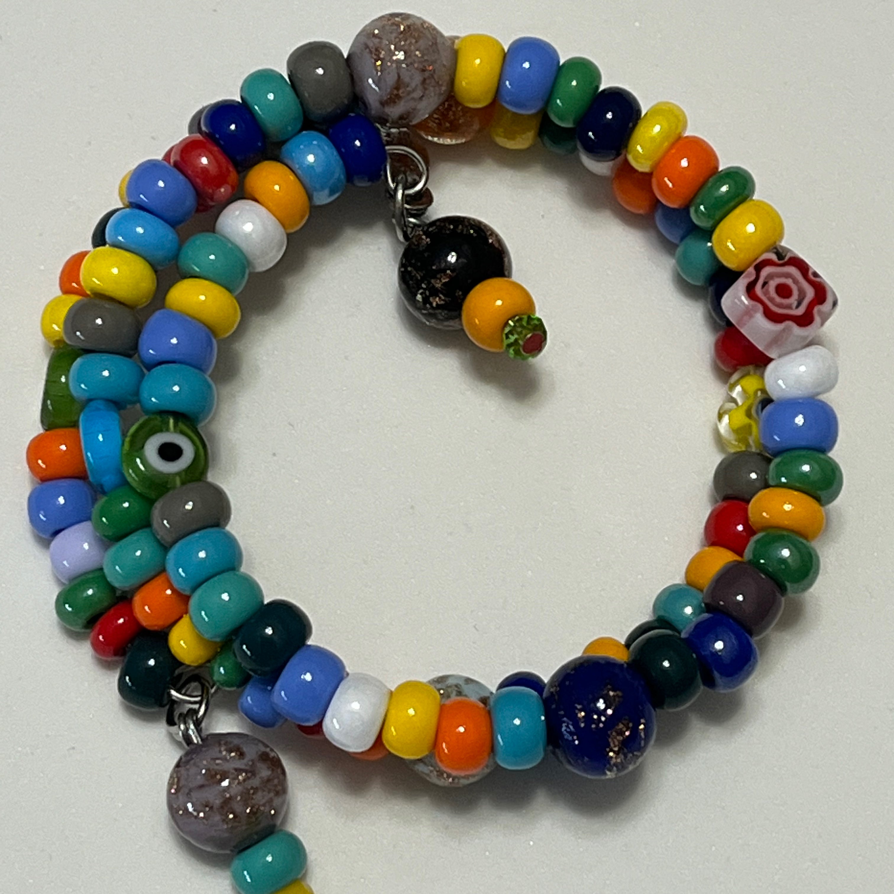 Multicolor bracelet rigid