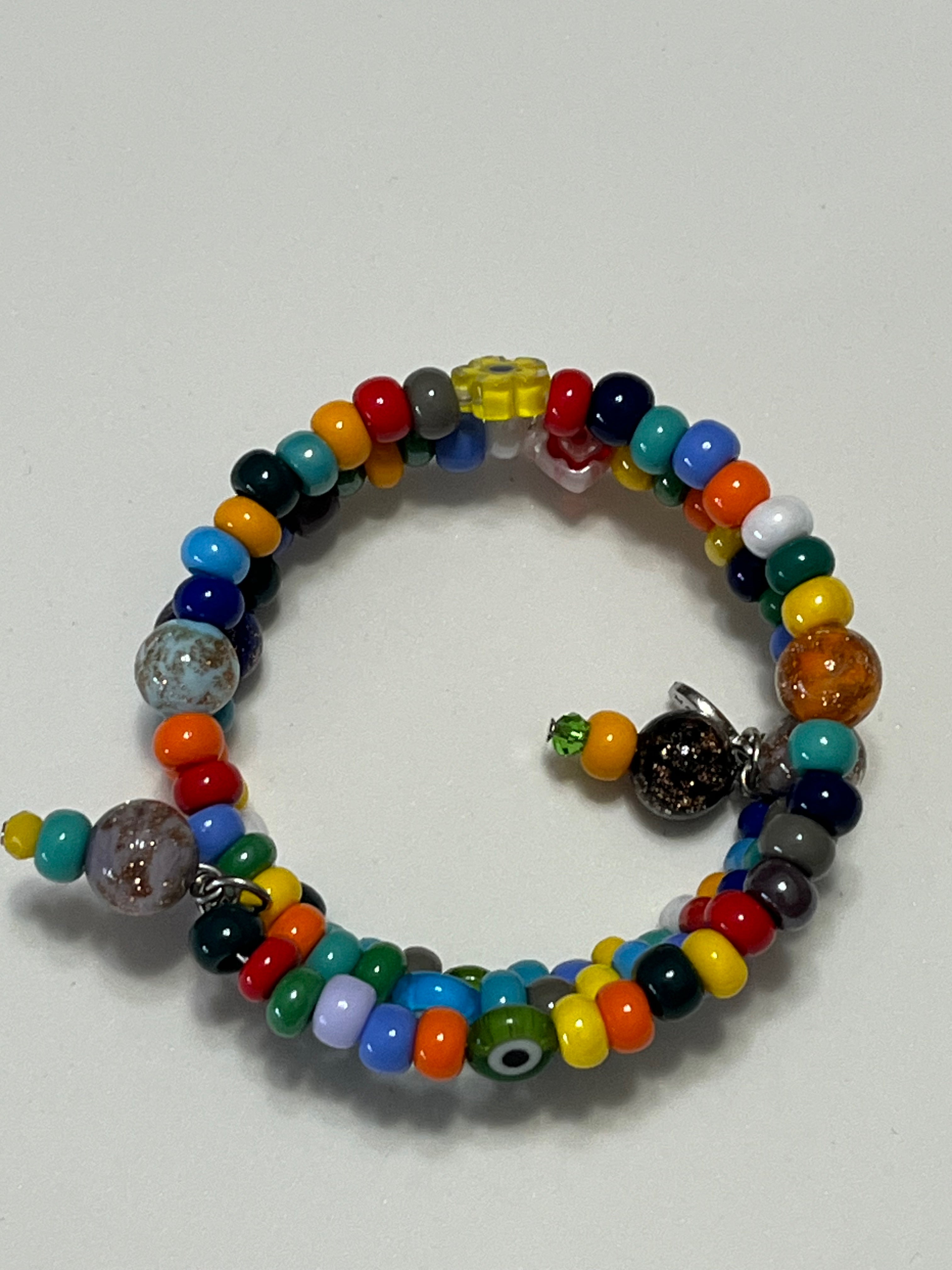 Multicolor bracelet rigid