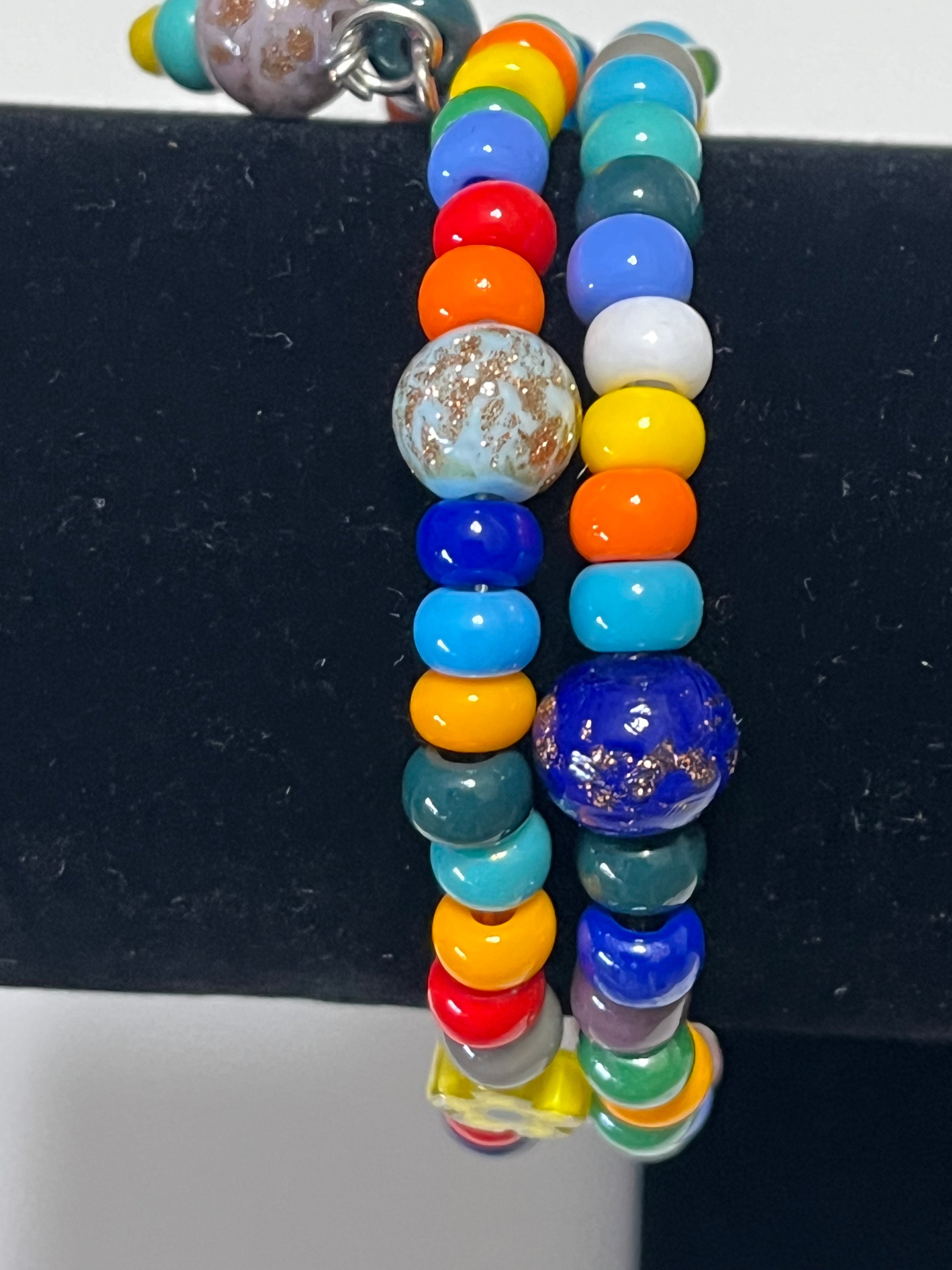 Multicolor bracelet rigid