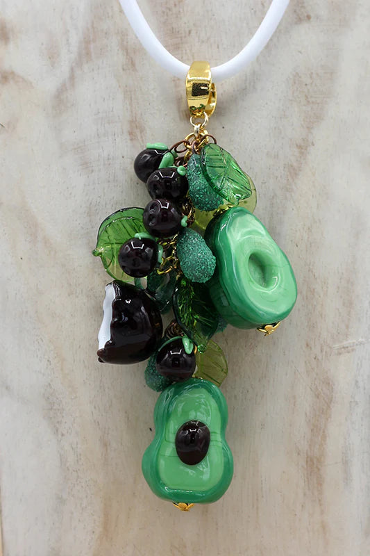 Avocado sharwil necklace