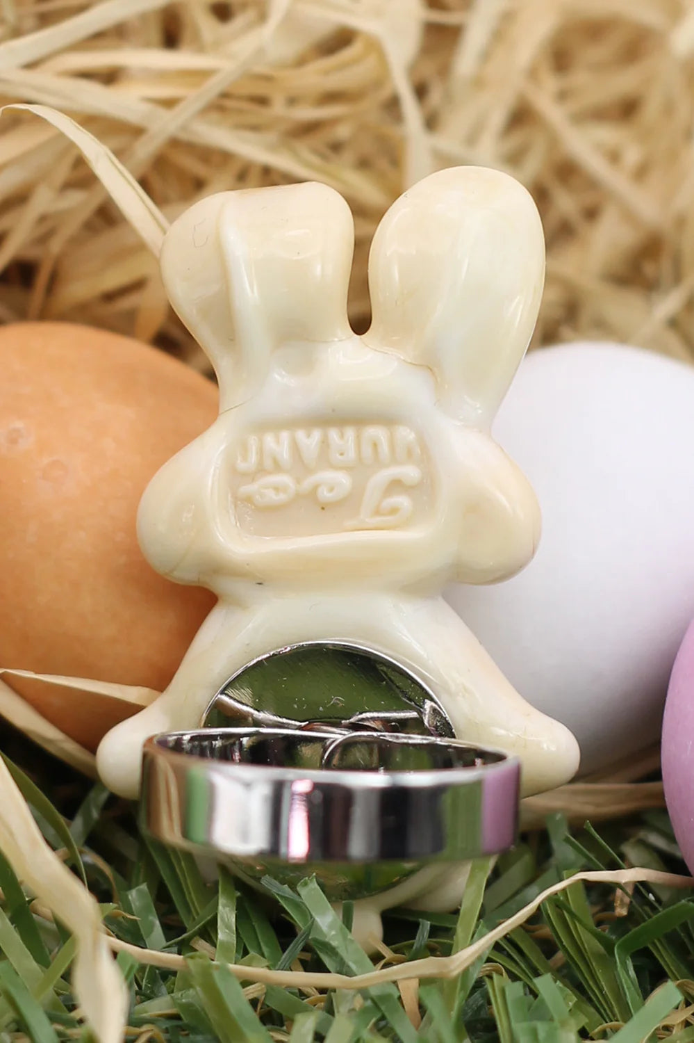 Bunny ring