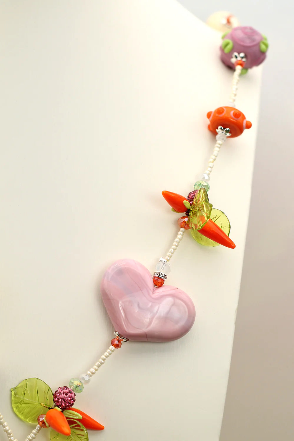 Bunny carotina long necklace