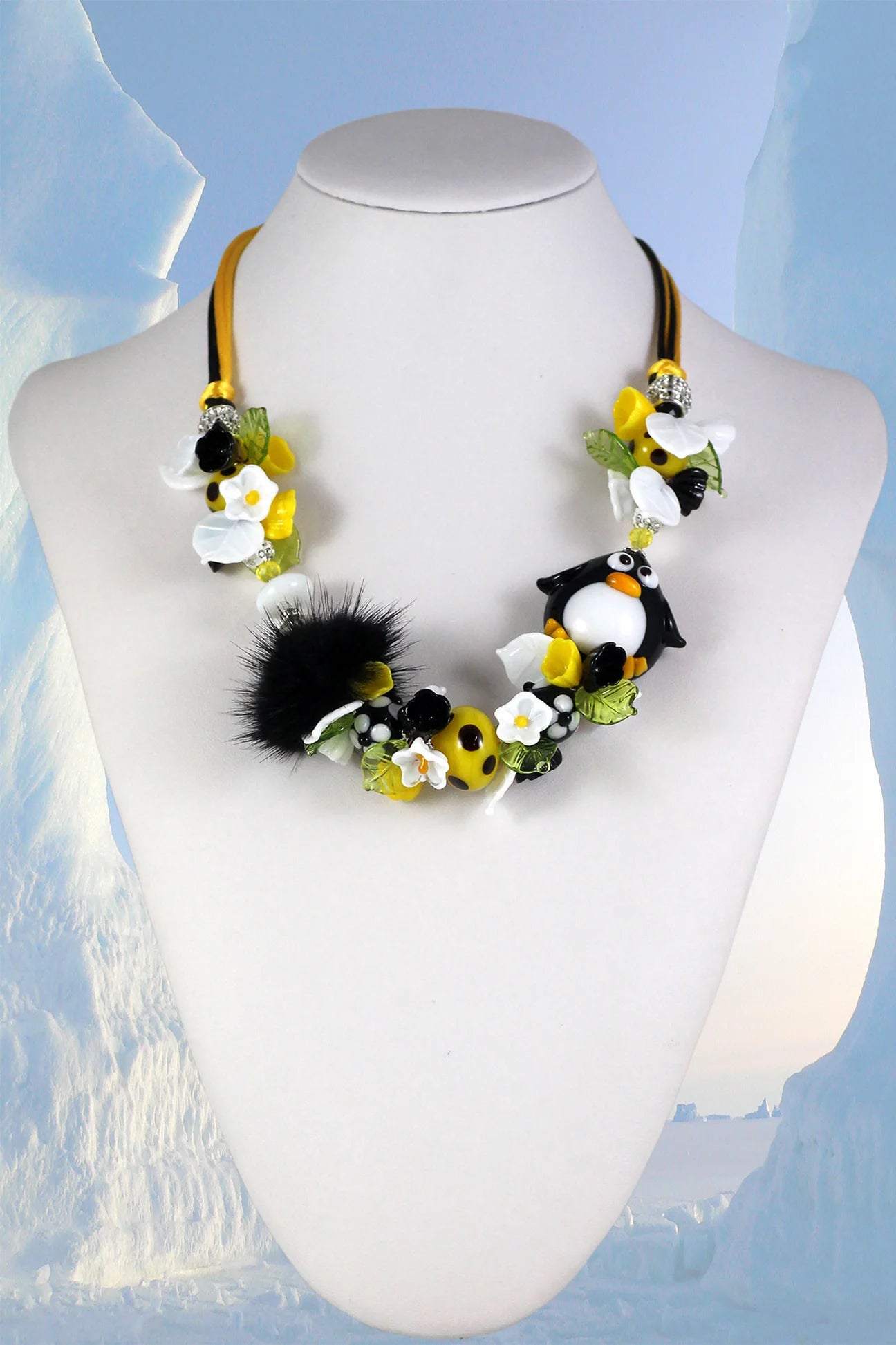 Penguin igloo necklace with flowers